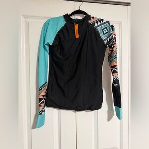 Woman’s Rashguard Black and Teal Geometric  Top